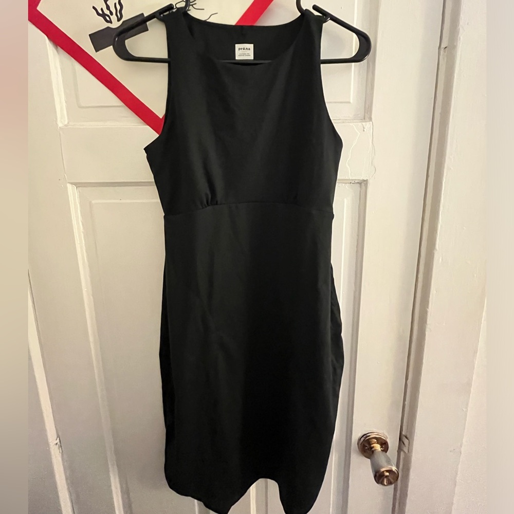 prana black dress